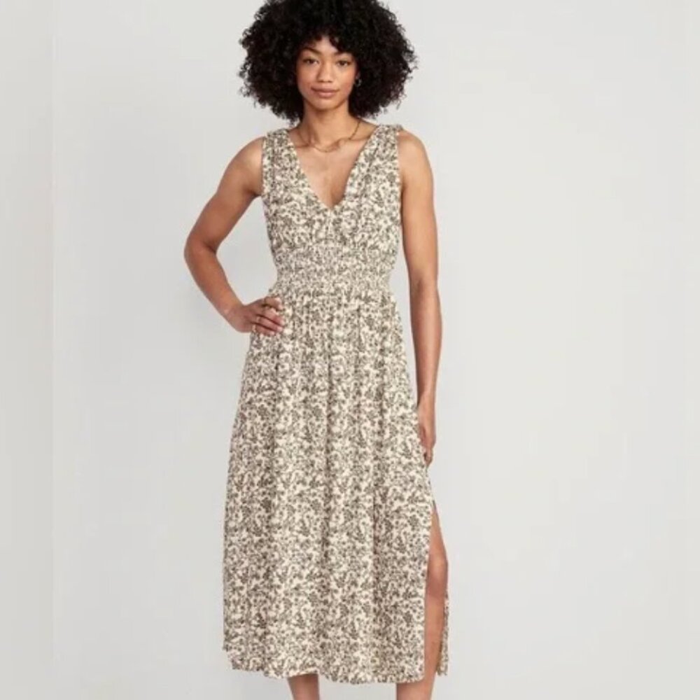 Old Navy Waist-Defined Floral Sleeveless Tie-Back Smocked Maxi Dress - S Tall